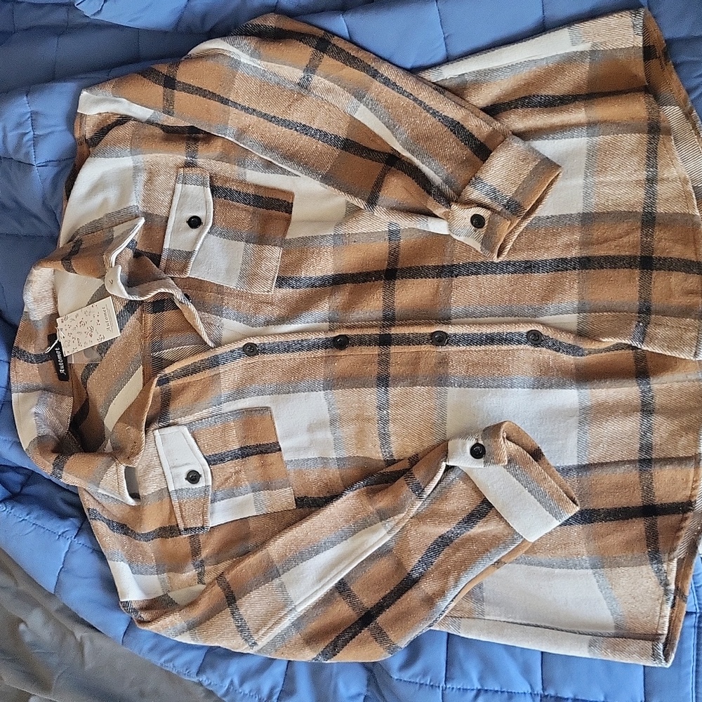 Brand New Flannel. Size Large